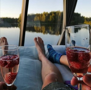 aurorahut huomenta